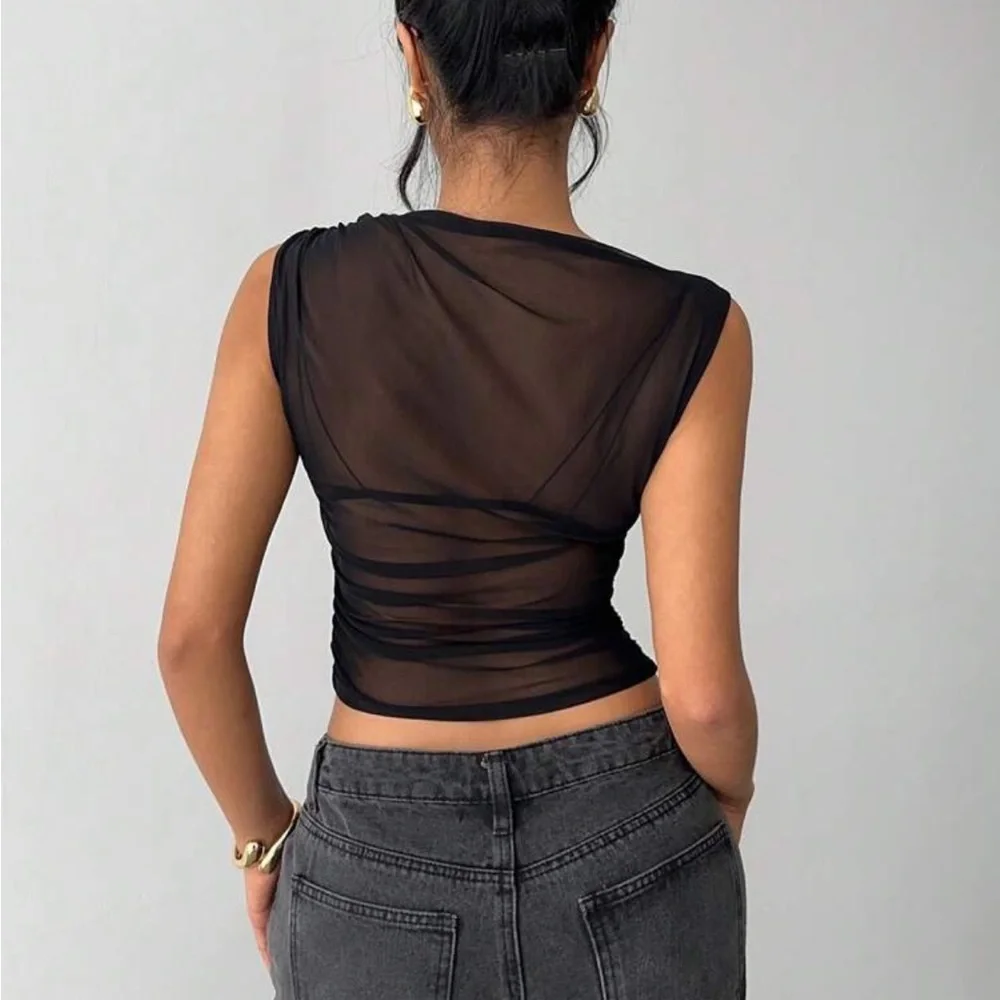 Black Sheer Mesh Sleeveless Crop Top NEW 🏷️ - Picture 3 of 4